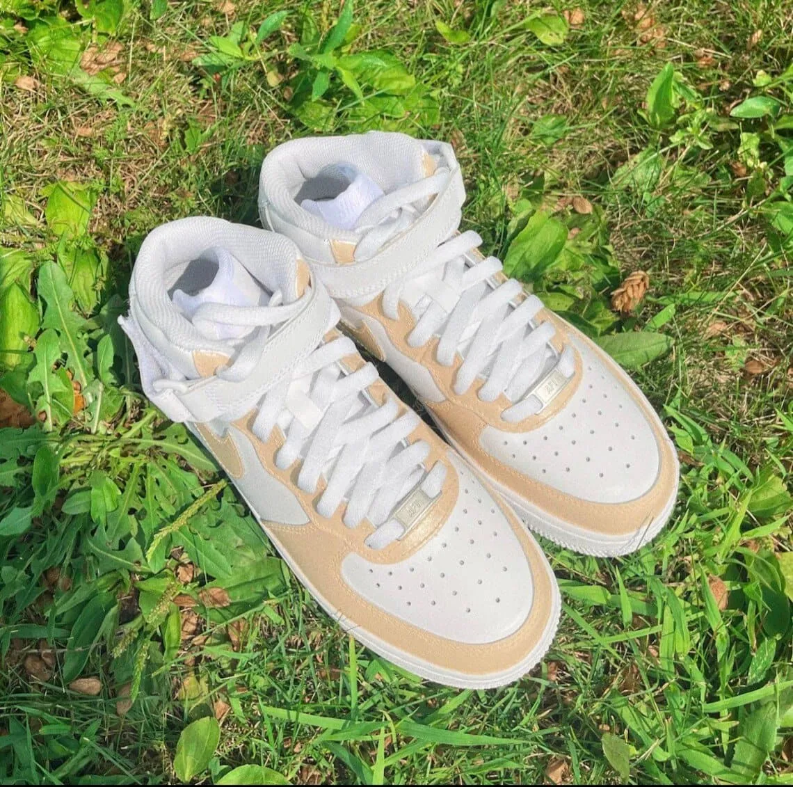 Beige Custom Nike Air Force 1 Mid Custom AF1 Hand-painted Shoes