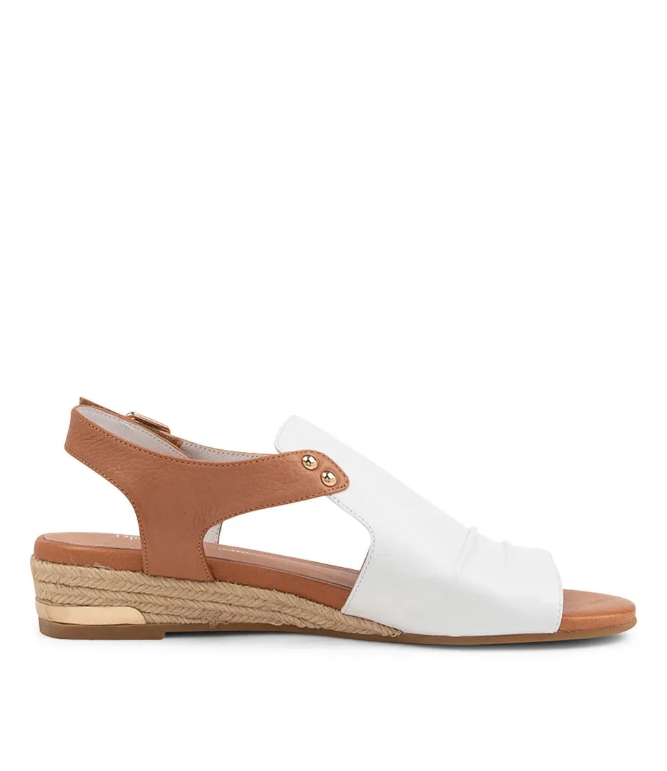 DJANGO & JULIETTE Cleda White Tan Leather Sandals