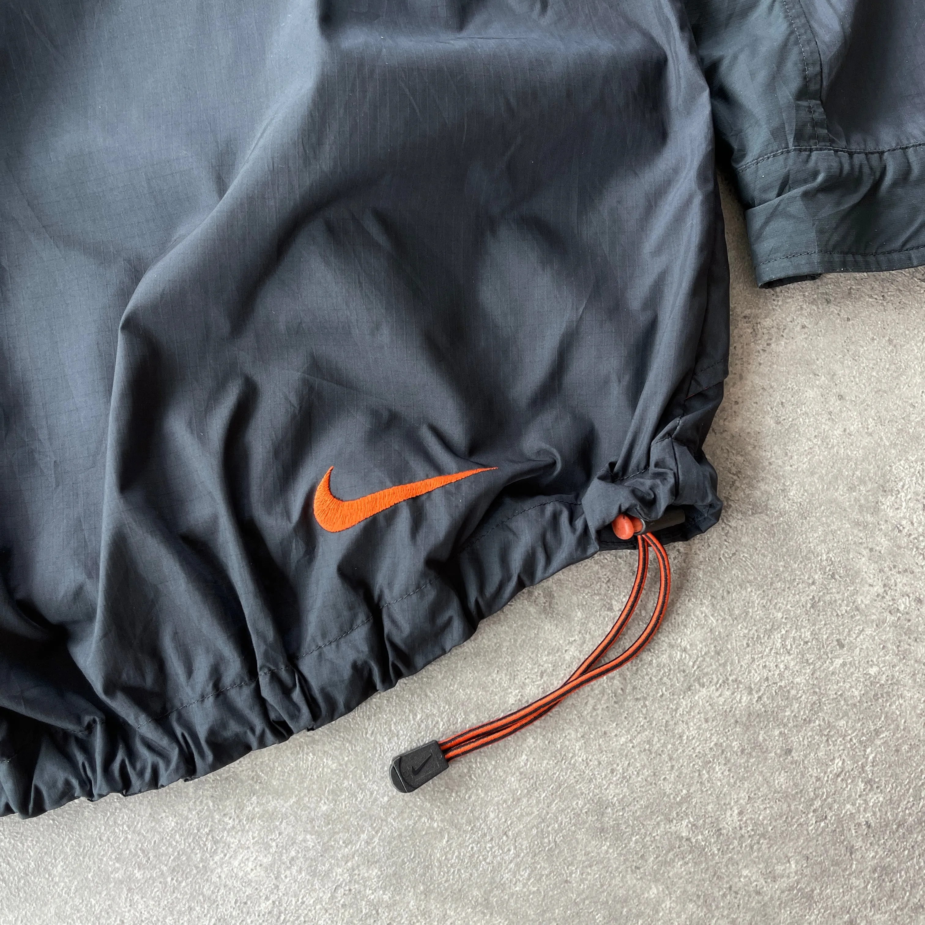 Nike ACG 1990s 1/2 zip technical lightweight packable shell jacket (L)