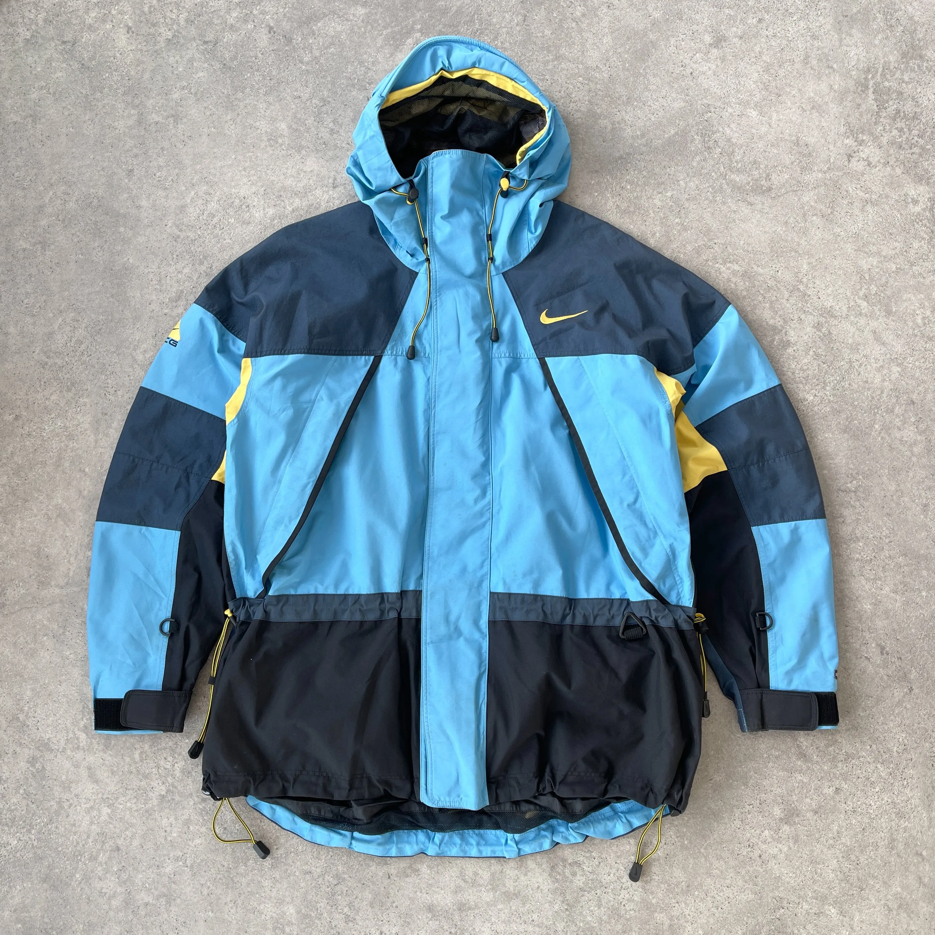 Nike ACG 1990s storm-fit heavyweight waterproof technical jacket (XL)