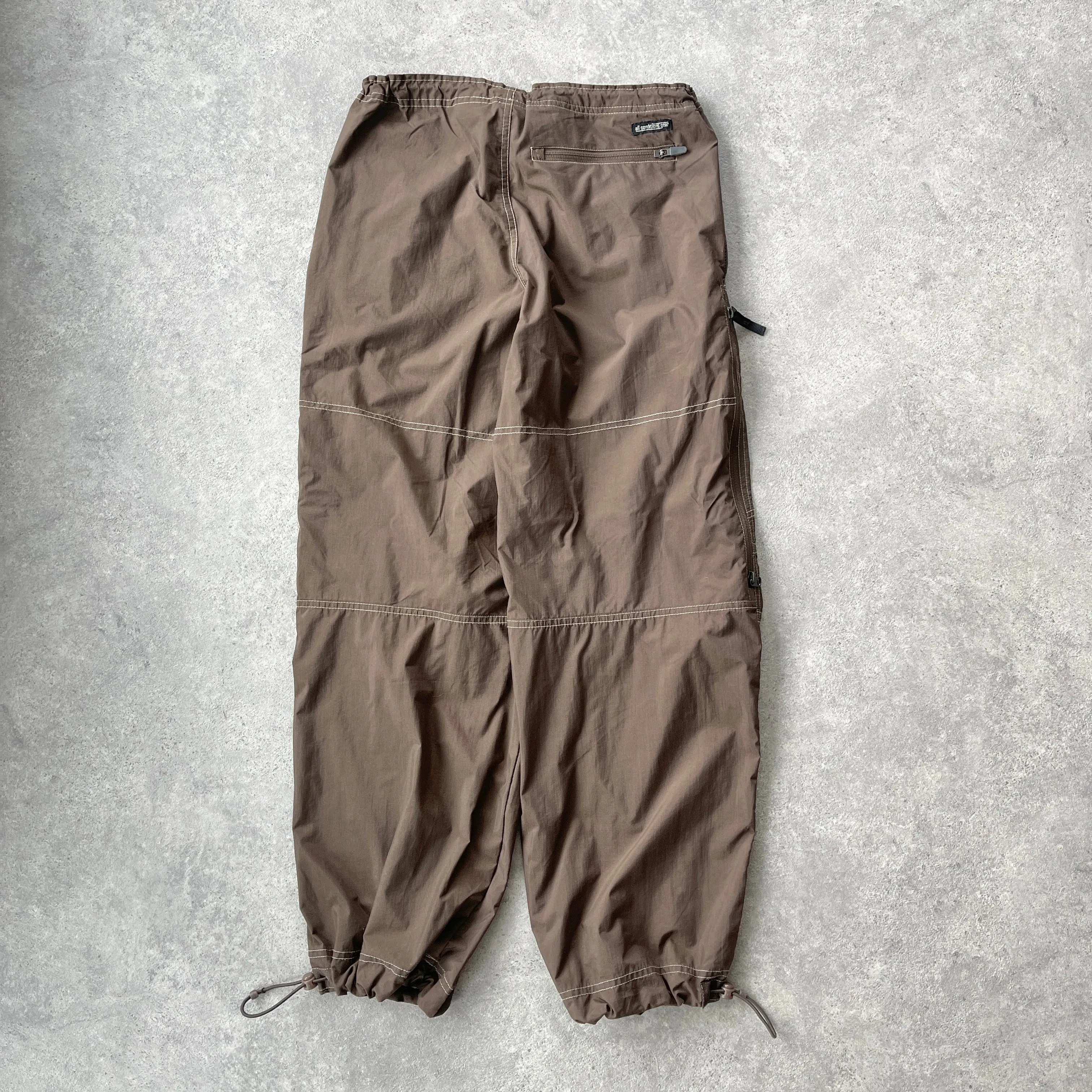 Nike ACG 2000s lightweight technical parachute pants (S)