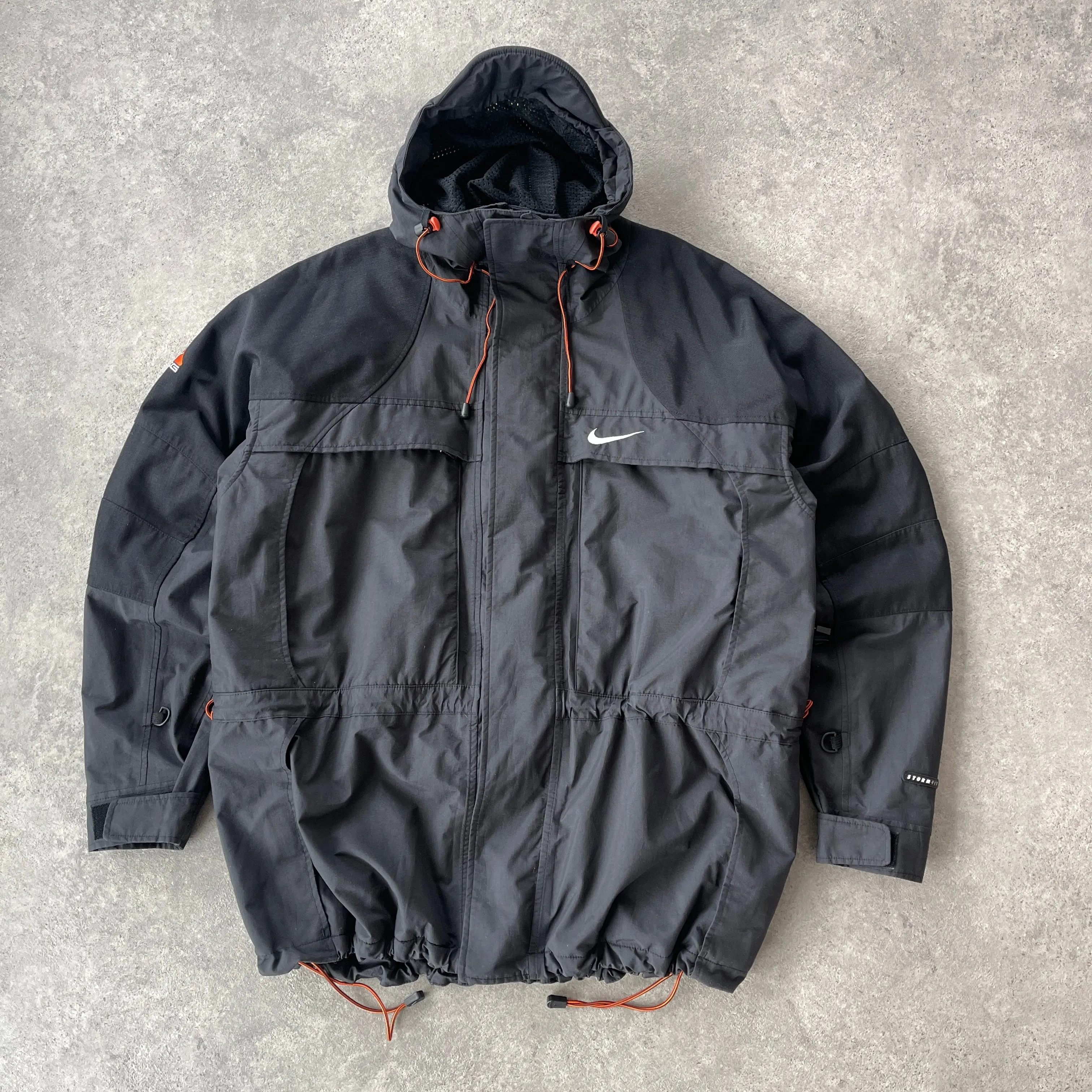 Nike ACG RARE 1990s storm fit heavyweight technical jacket (L)