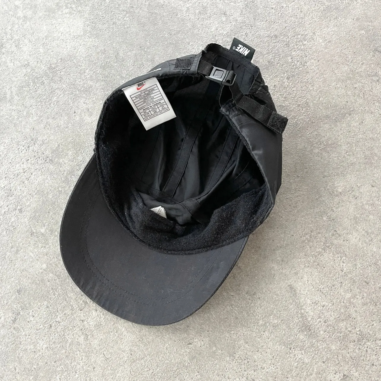 Nike ACG RARE 1990s technical spellout cap