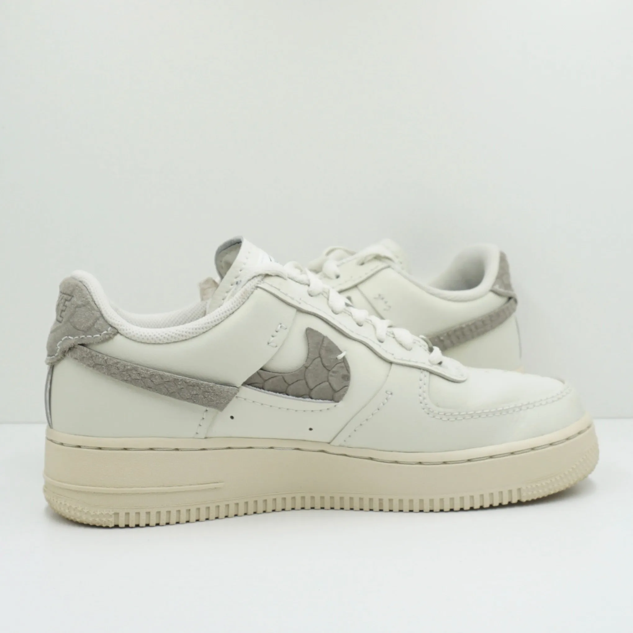 Nike Air Force 1 Low LXX Sea Glass Python (W)