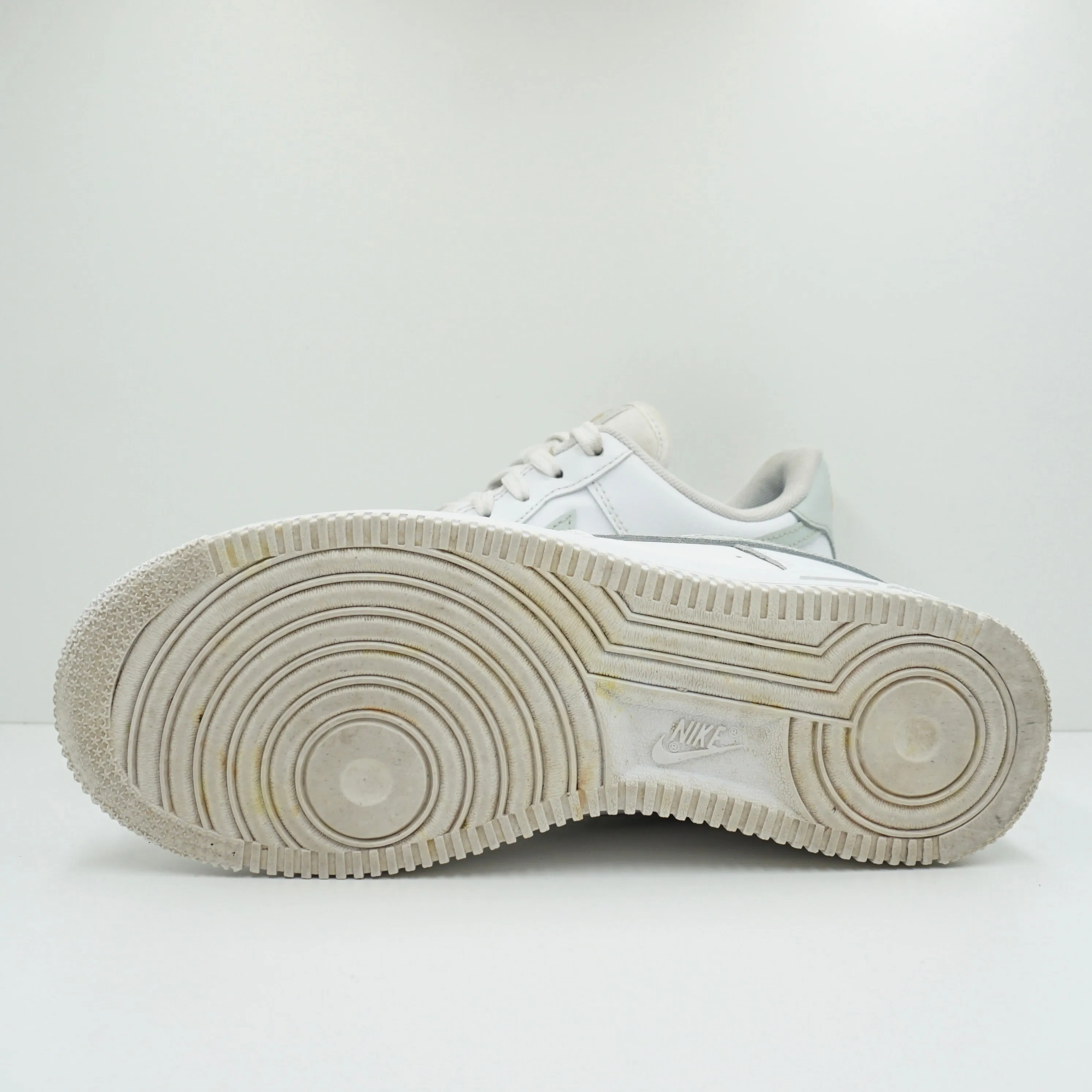 Nike Air Force 1 Low White Grey Gold (W)