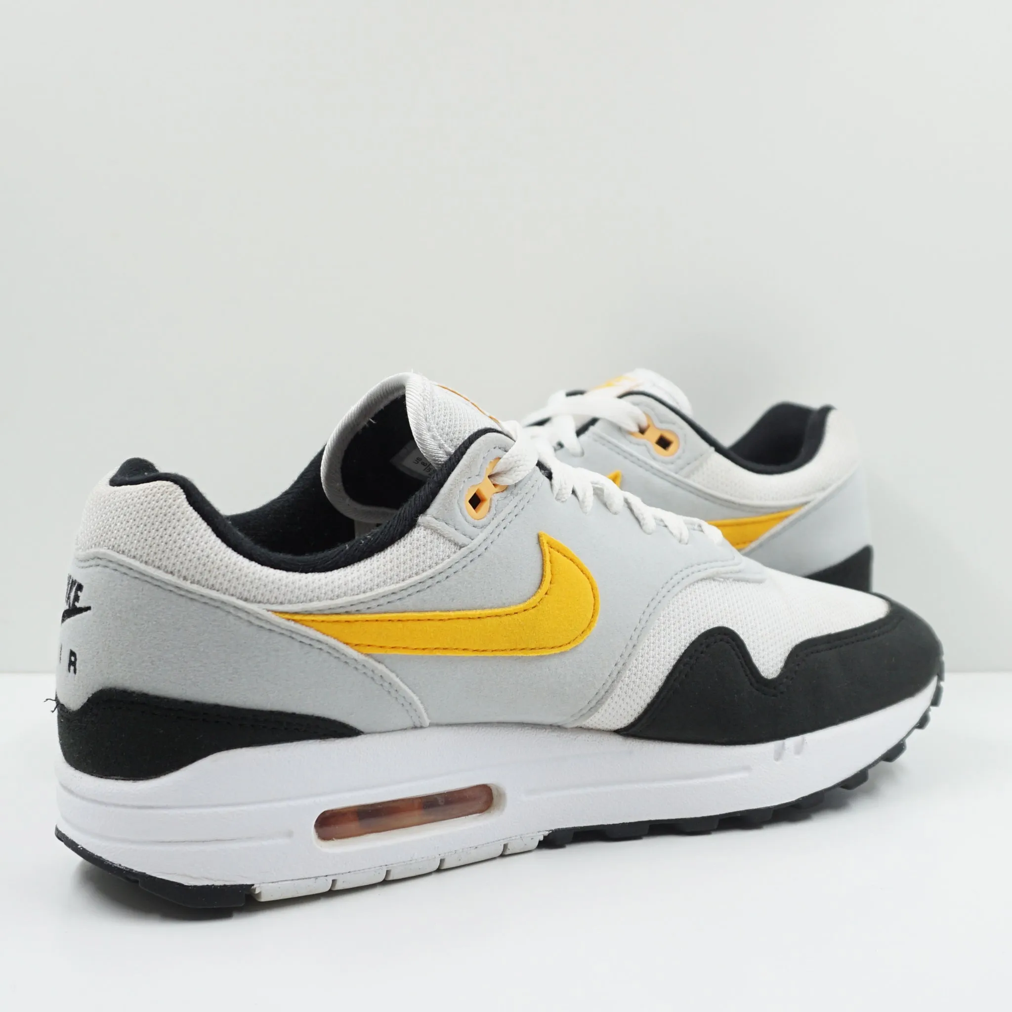 Nike Air Max 1 White University Gold