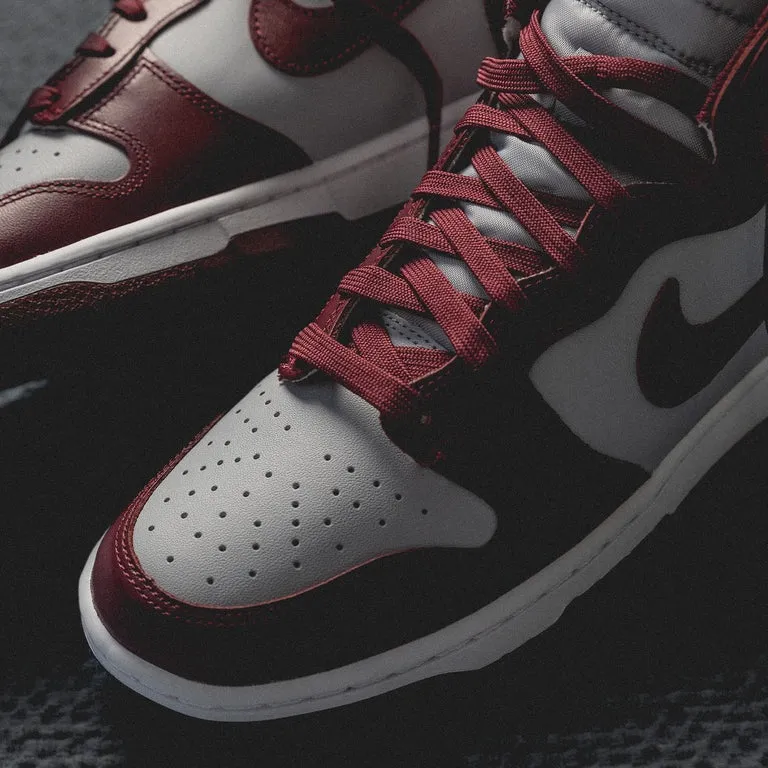 Nike Dunk High Dark Beetroot