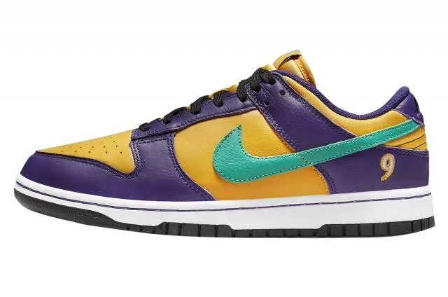 Nike dunk low lisa leslie court purple clear emerald lakers spark la