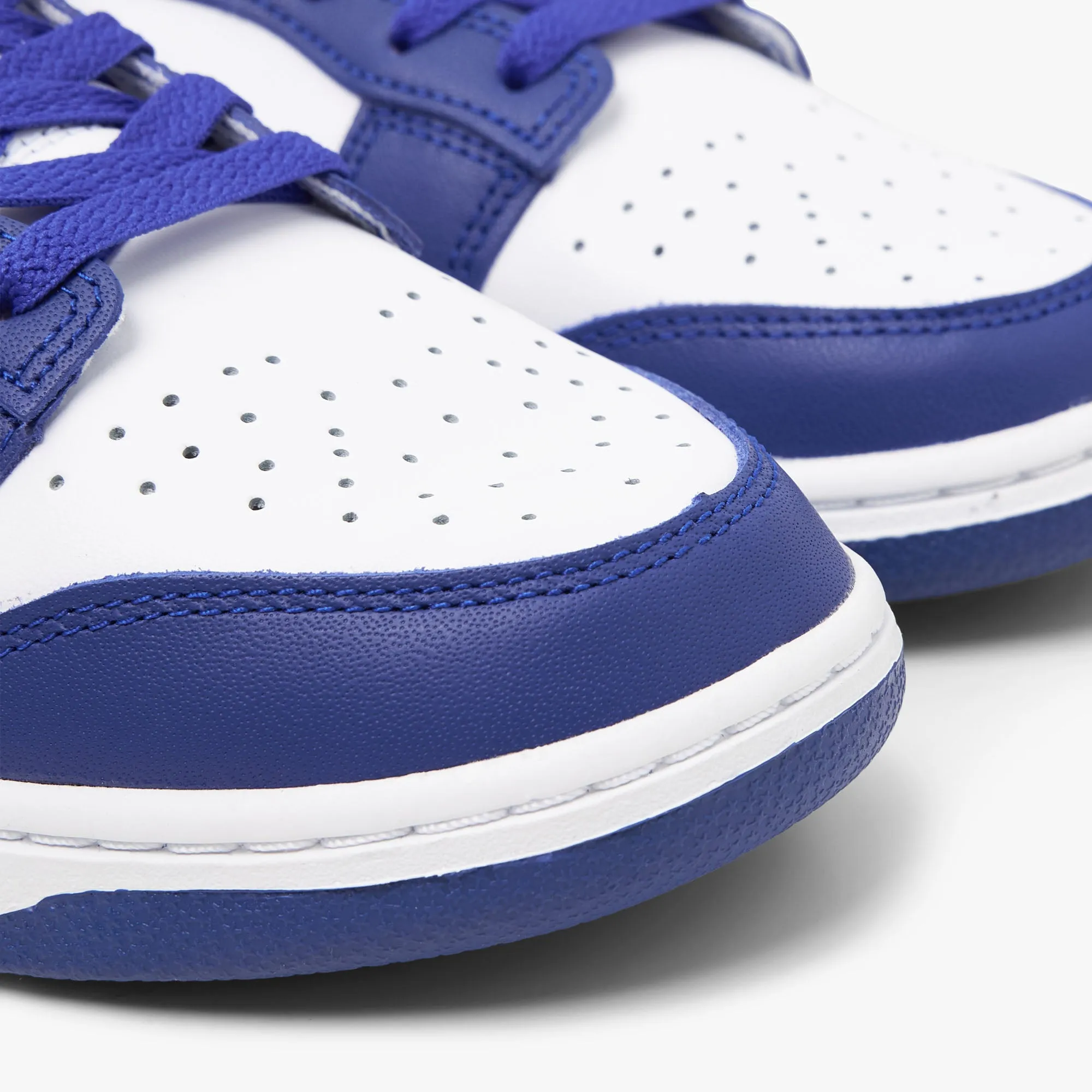 Nike Dunk Low Retro BTTYS White / Concord - University Red