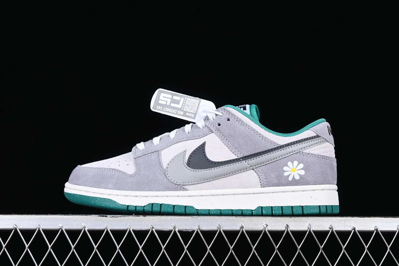 Nike SB Dunk Low 85 Grey Green Black DO9457-143