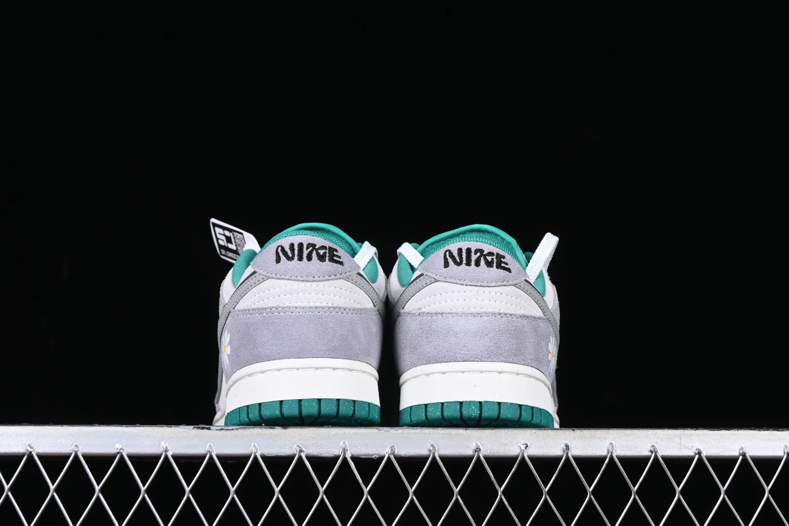 Nike SB Dunk Low 85 Grey Green Black DO9457-143