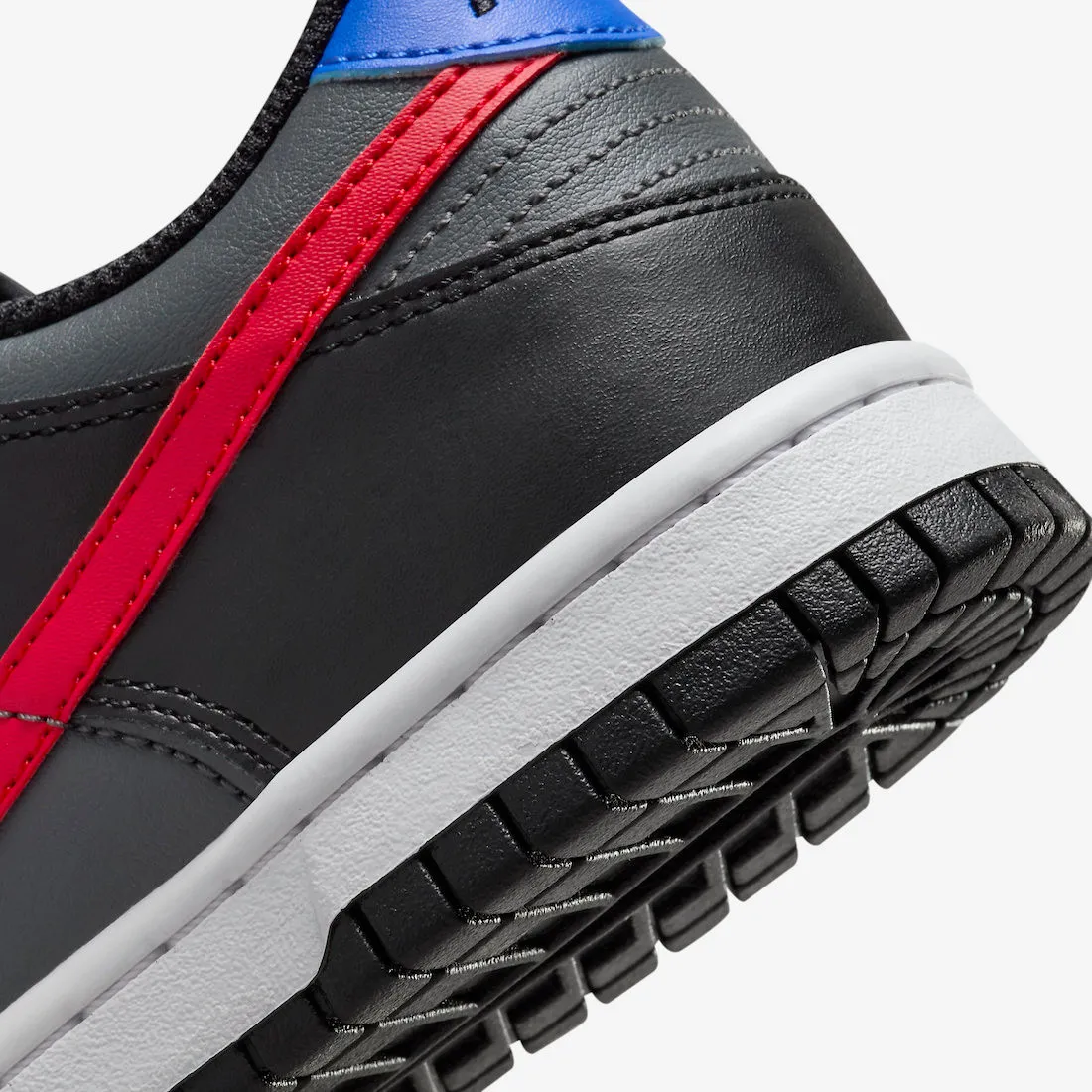 Nike SB Dunk Low GS Black University Red White Racer Blue FV0373-001