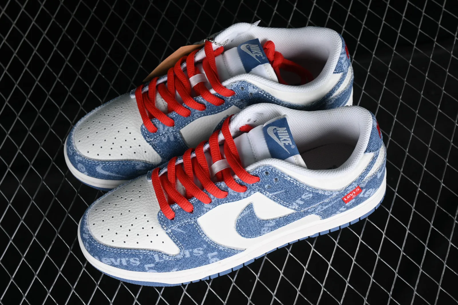 Nike SB Dunk Low Levis Denim Blue Red White LE0021-002