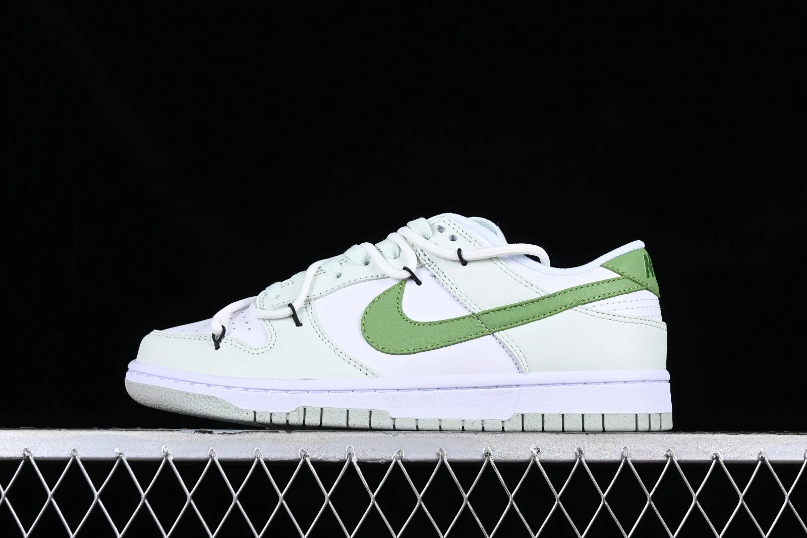 Nike SB Dunk Low Next Nature White Mint Green DN1431-102