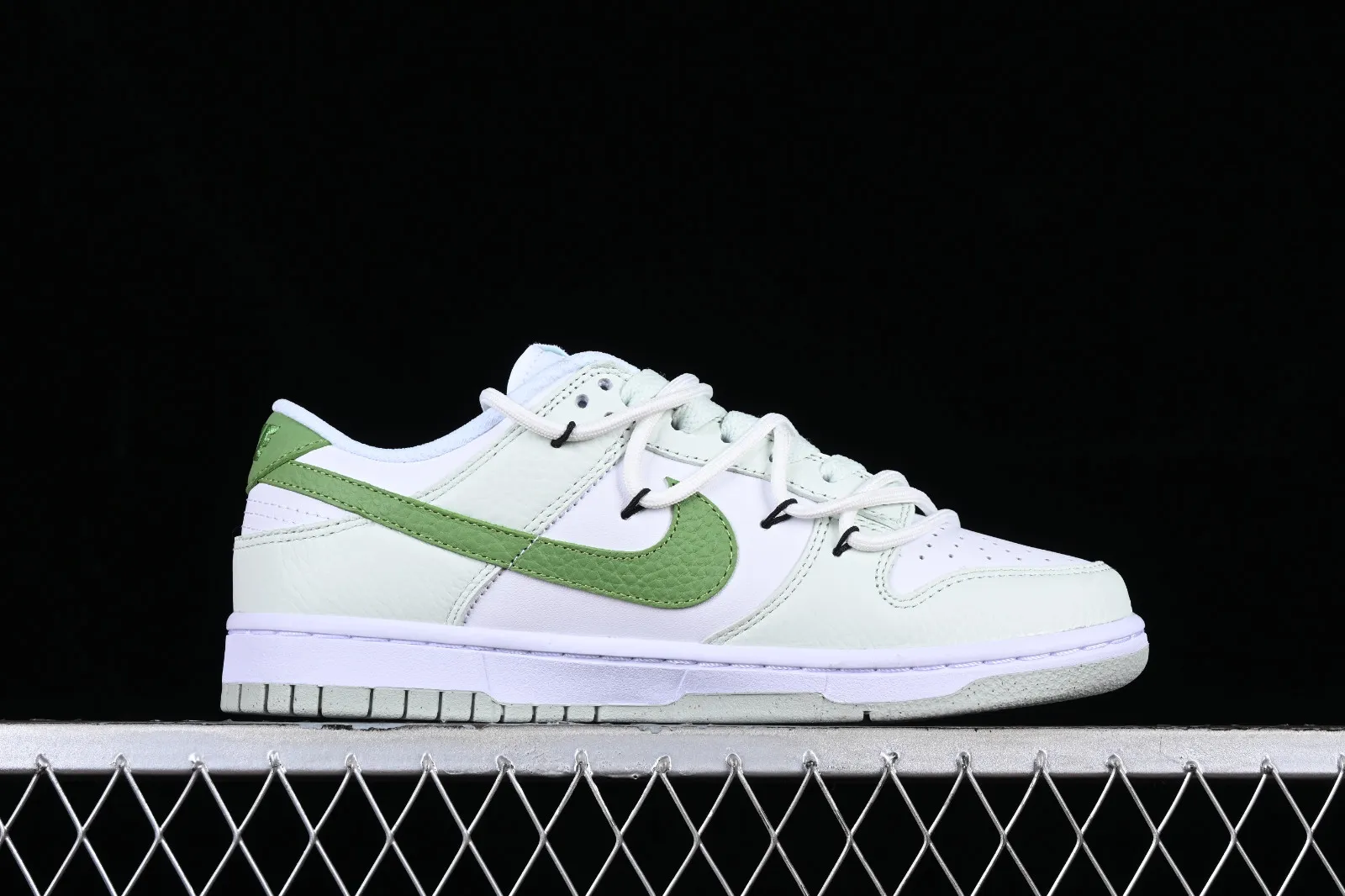 Nike SB Dunk Low Next Nature White Mint Green DN1431-102