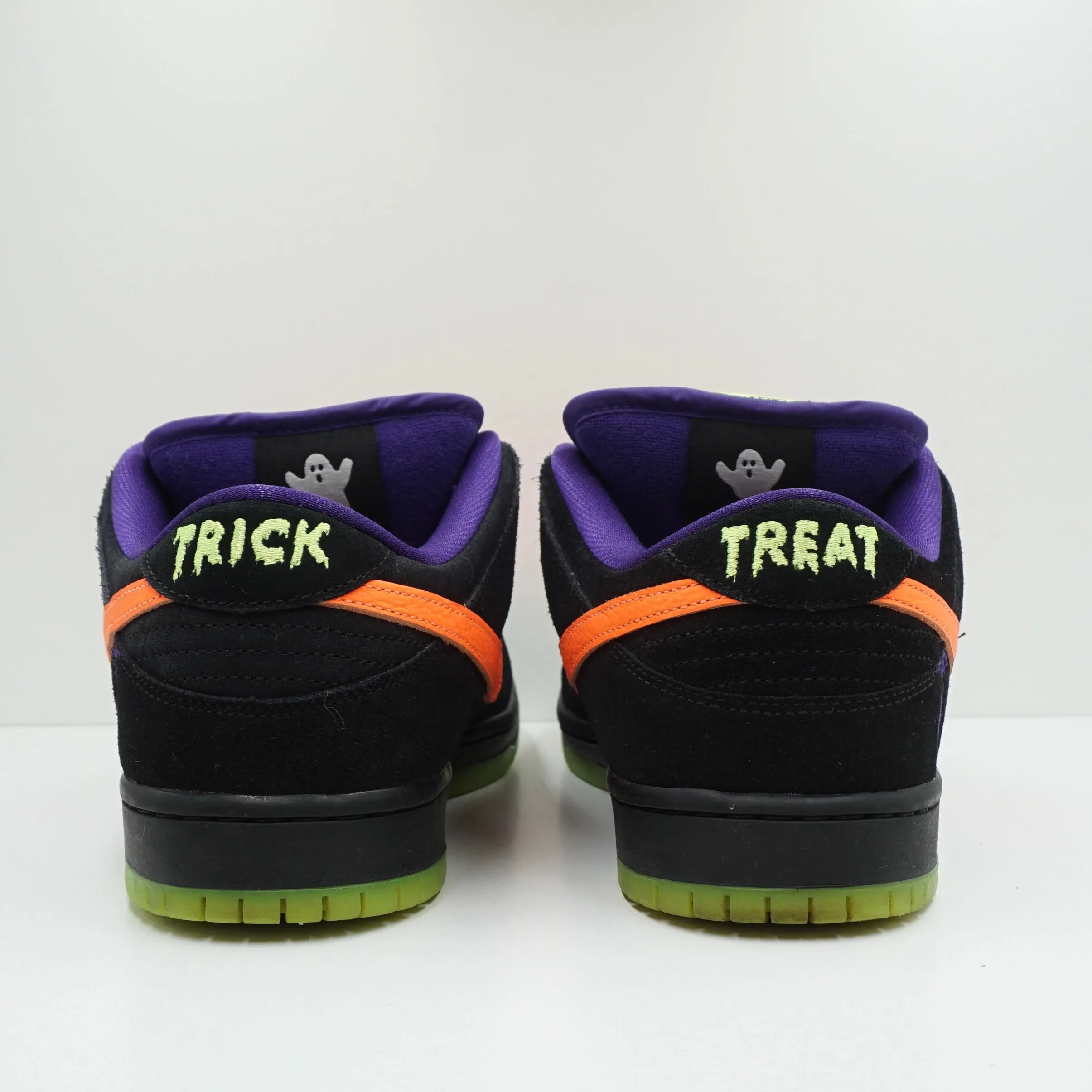 Nike SB Dunk Low Night of Mischief Halloween