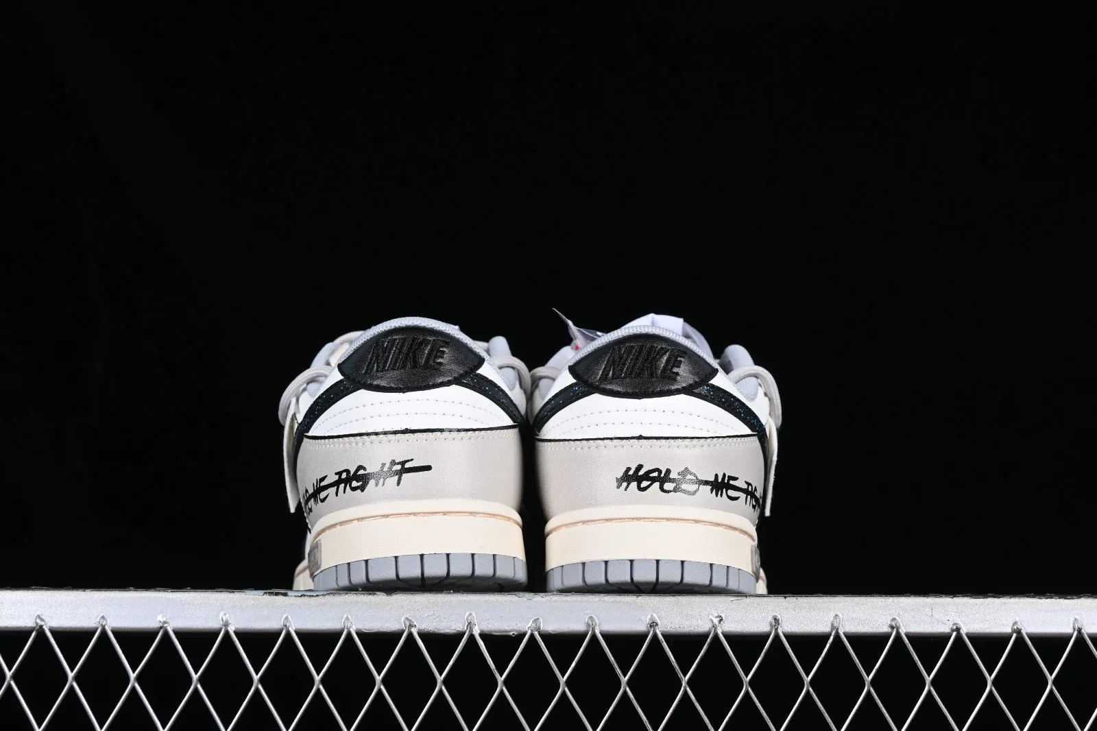 Nike SB Dunk Low Retro Wolf Grey White Black DJ6188-003