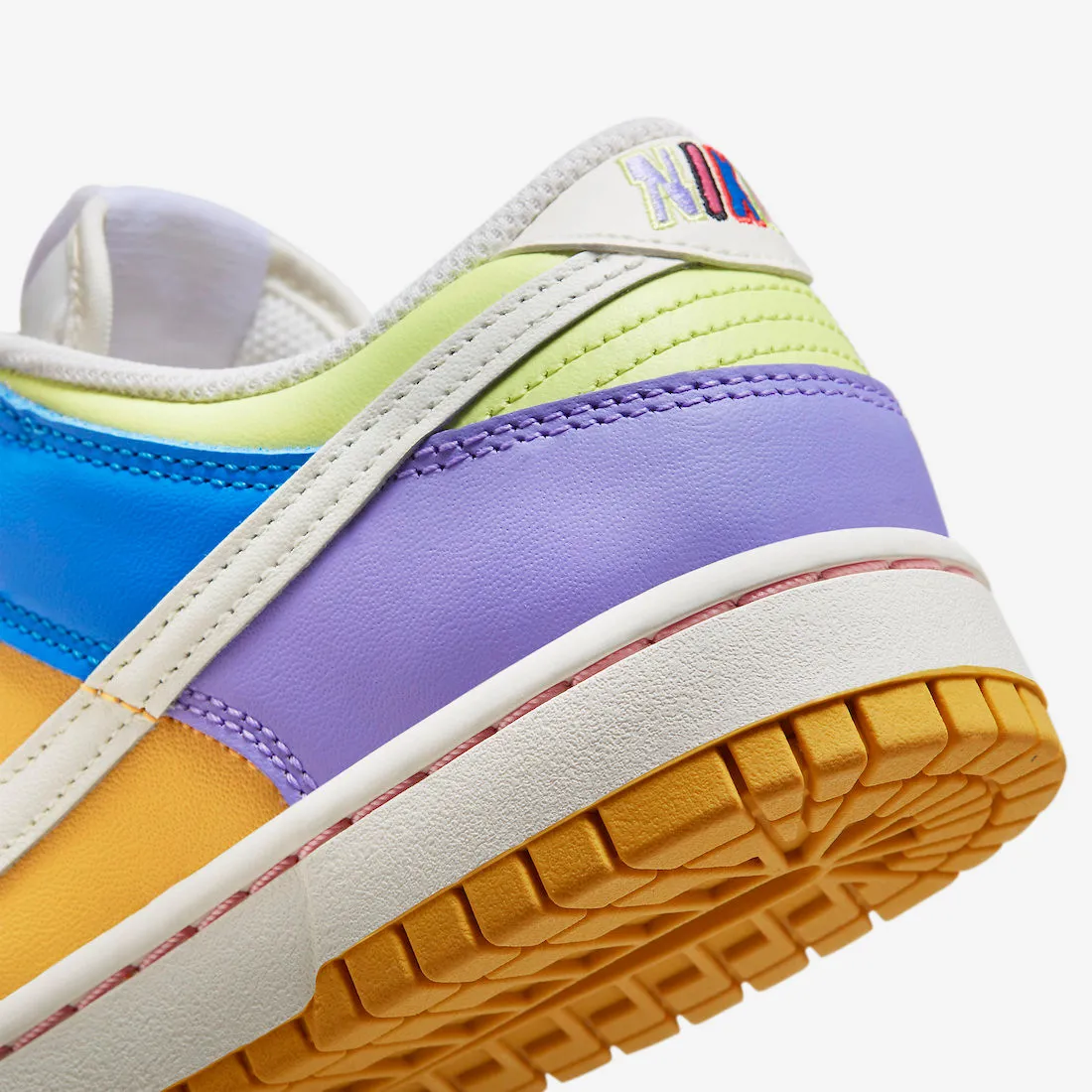 Nike SB Dunk Low Sail Solar Flare Multi-Color FD9923-111