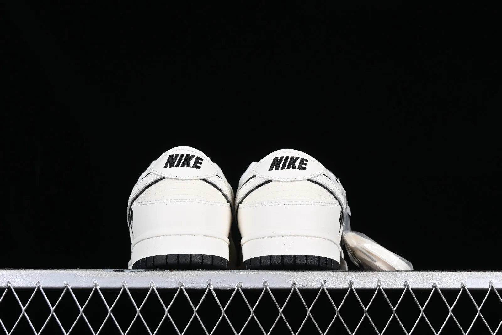 Nike SB Dunk Low TS Sail Off White Black FC1688-108