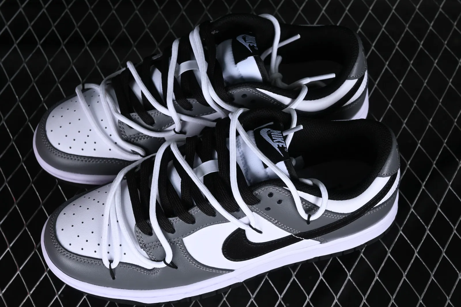 Nike SB Dunk Low White Black Dark Grey DD1503-101