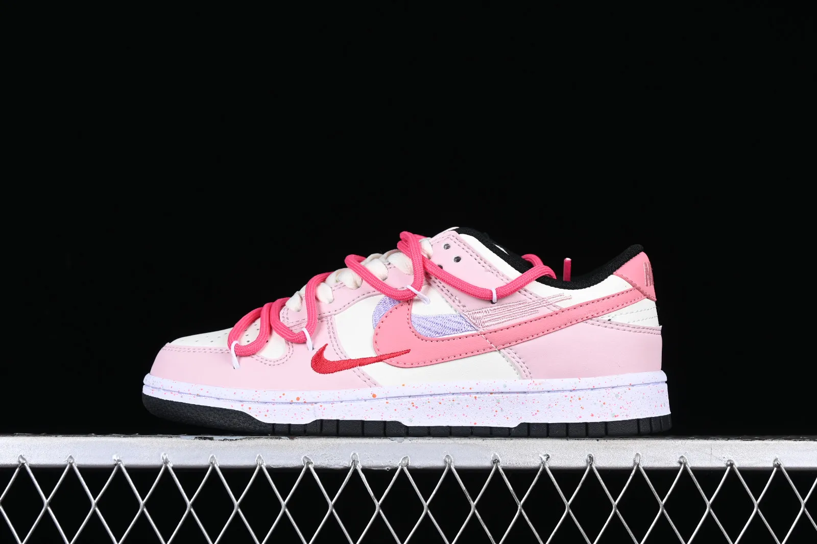 Nike SB Dunk Low White Black Rose Pink Purple FD4623-131