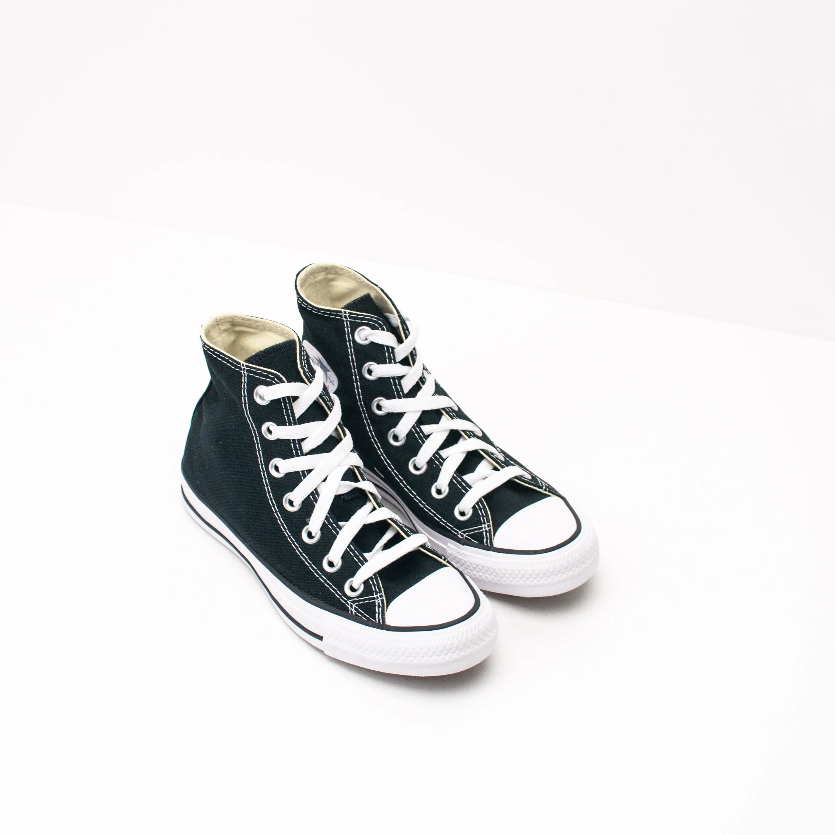 ZAPATILLA - CONVERSE - M9160C CHUCK TAYLOR ALL STAR HI BLACK